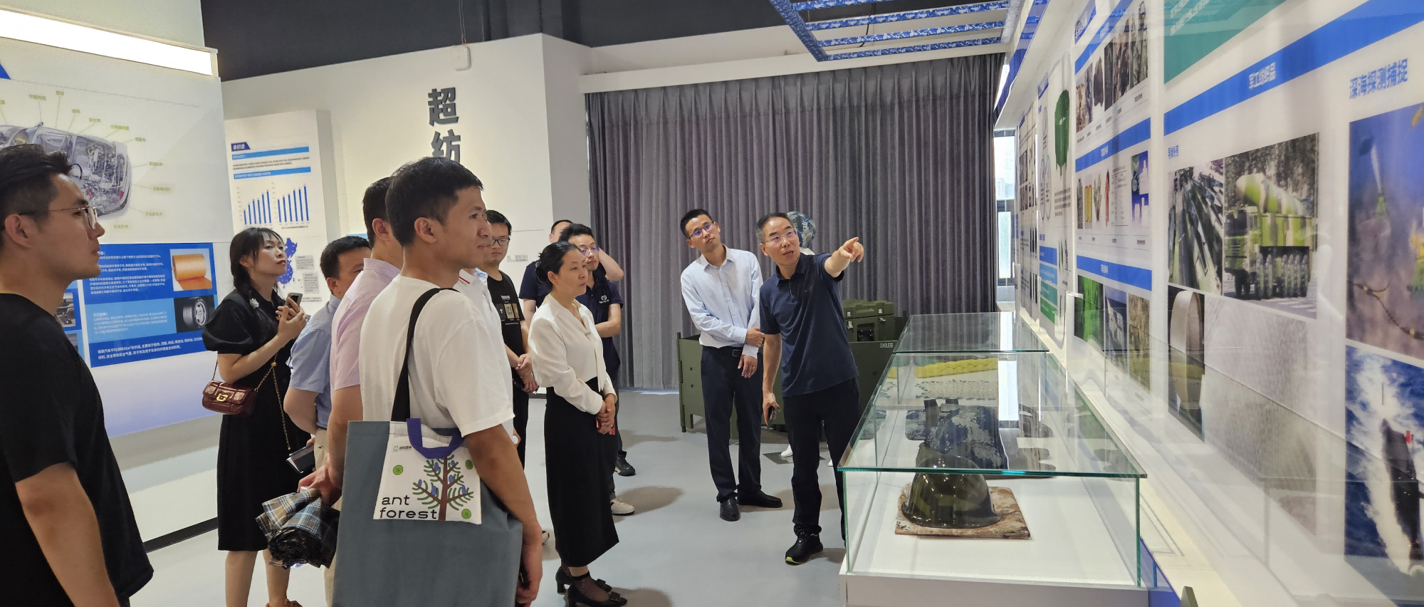 中南医院旅行豪门国际立异研究院相助高校武汉纺织大学，，，，，共探医纺连系立异之路